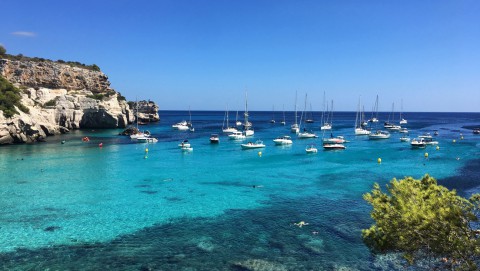 menorca-cala-playa-paraiso